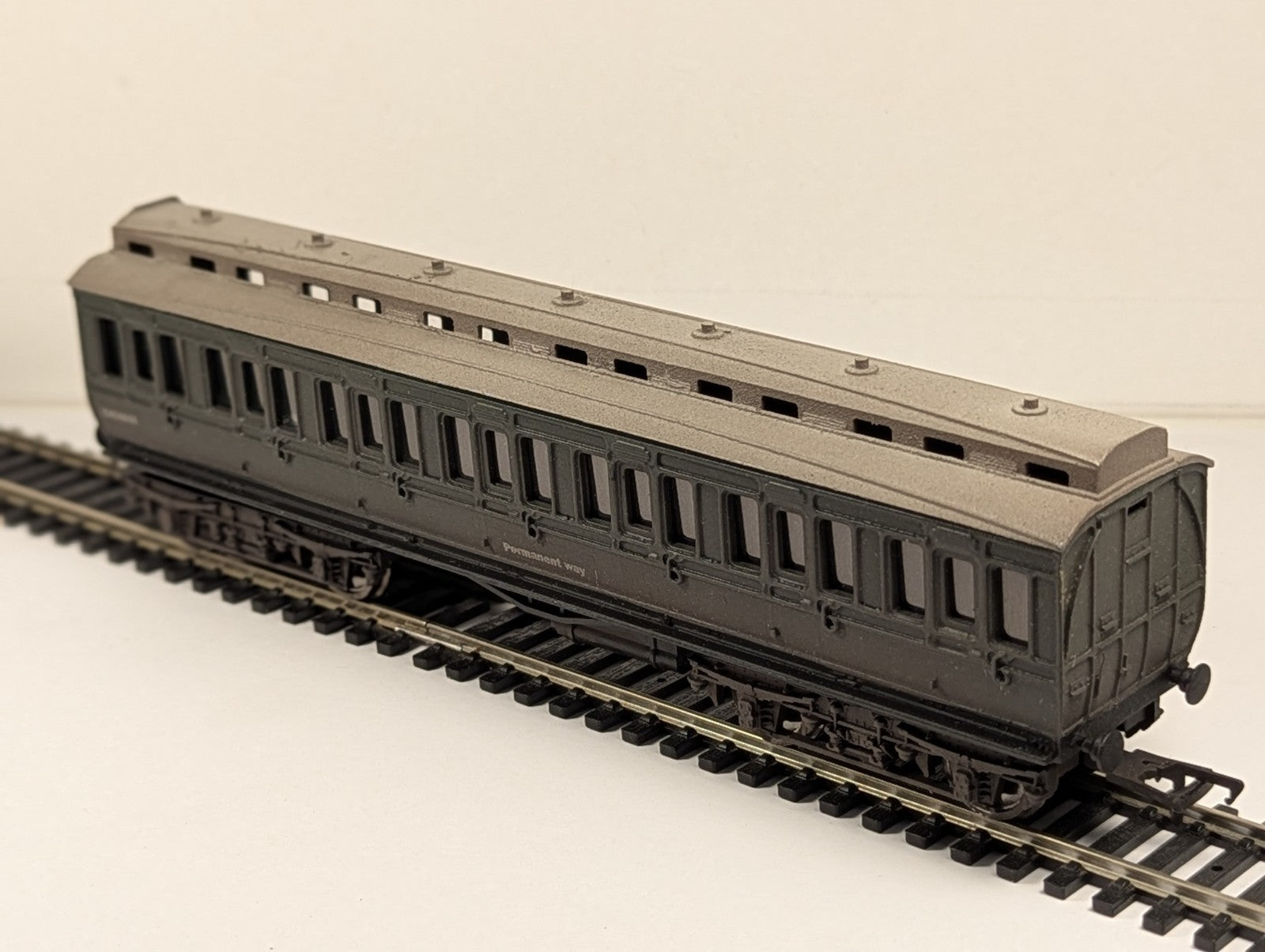 Hornby OO Gauge BR Departmental Clerestory Coach 'Permanent Way'