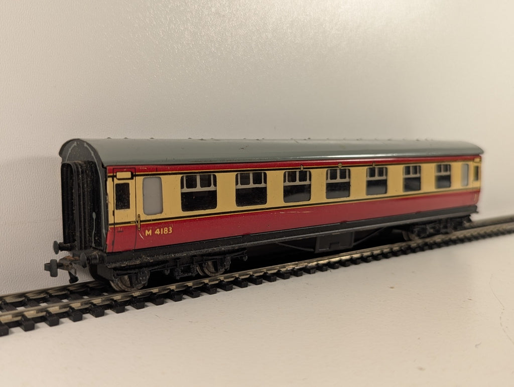 Hornby Dublo 32017 OO Gauge LMR D12 Corridor Coach - Boxed