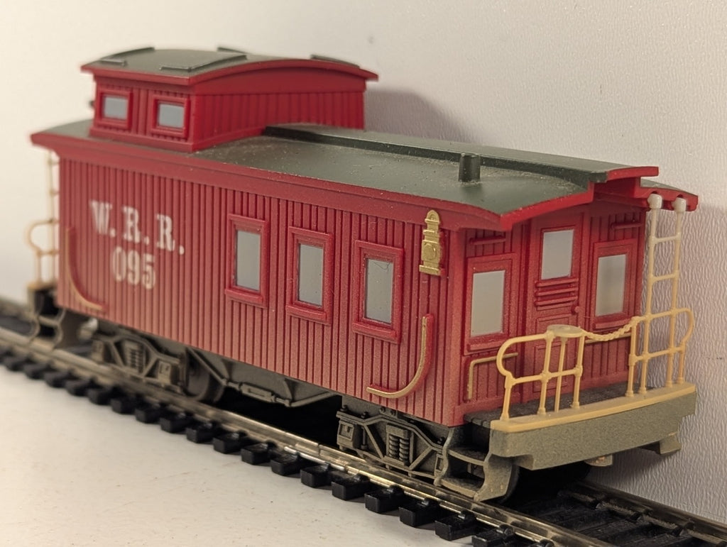 Hornby R1149 OO Gauge Disney Pixar Toy Story 3 Caboose - Split from Train Set