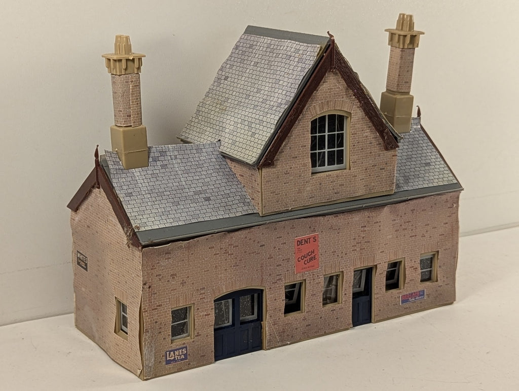 Tri-ang OO Gauge Goods Shed Buildings Brick