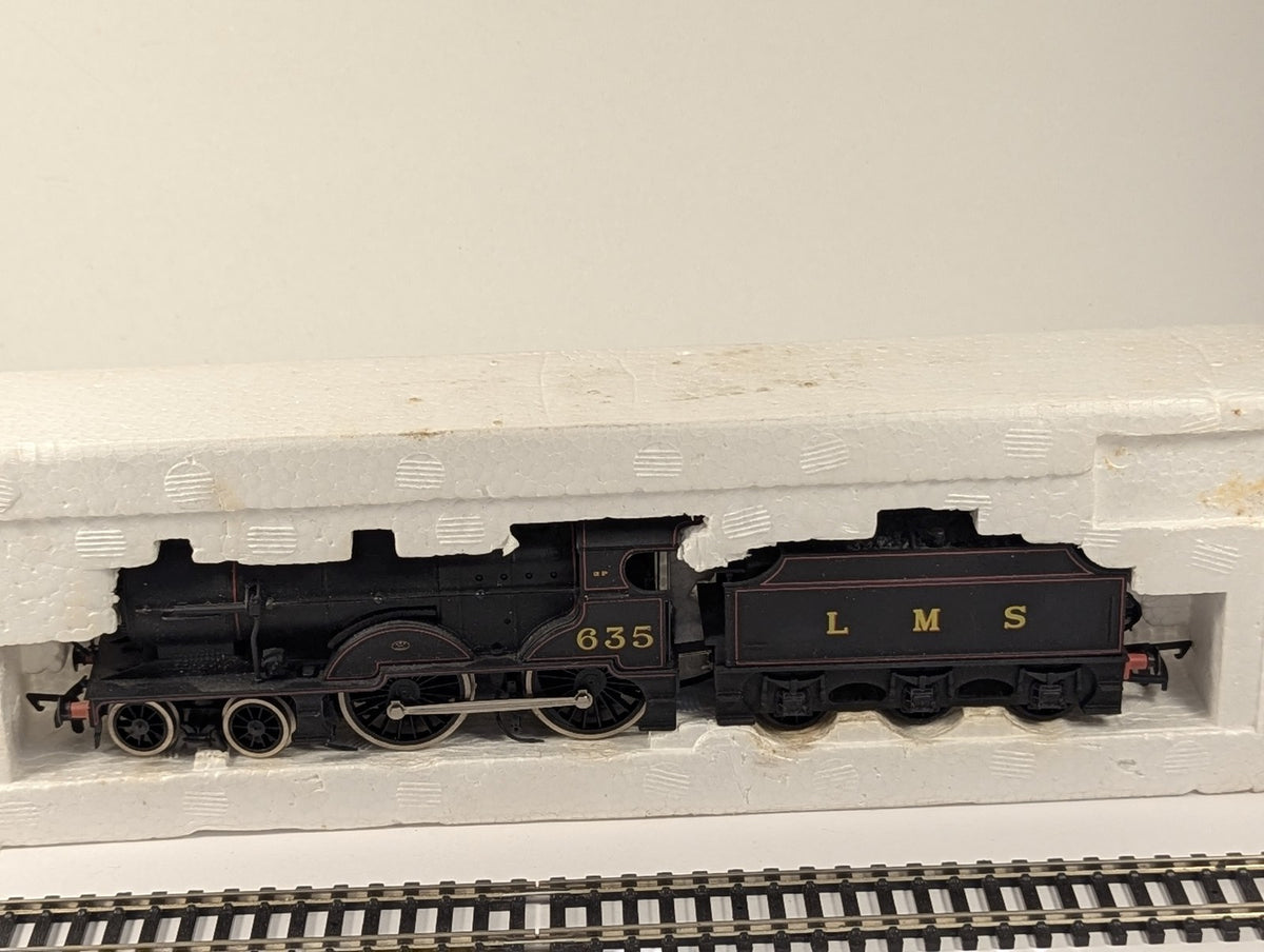 Mainline OO Gauge Class 2P 4-4-0 Steam Locomotive 635 LMS Lined Black 37-058