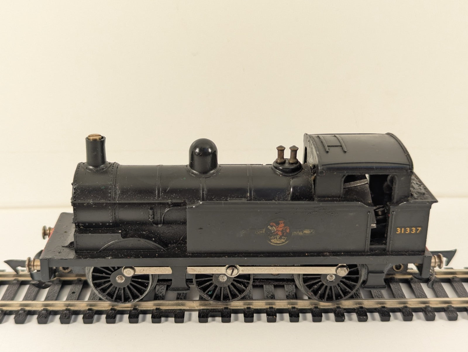 Wrenn W2205 OO Gauge BR Black SECR R1 Tank Locomotive - Non-Runner