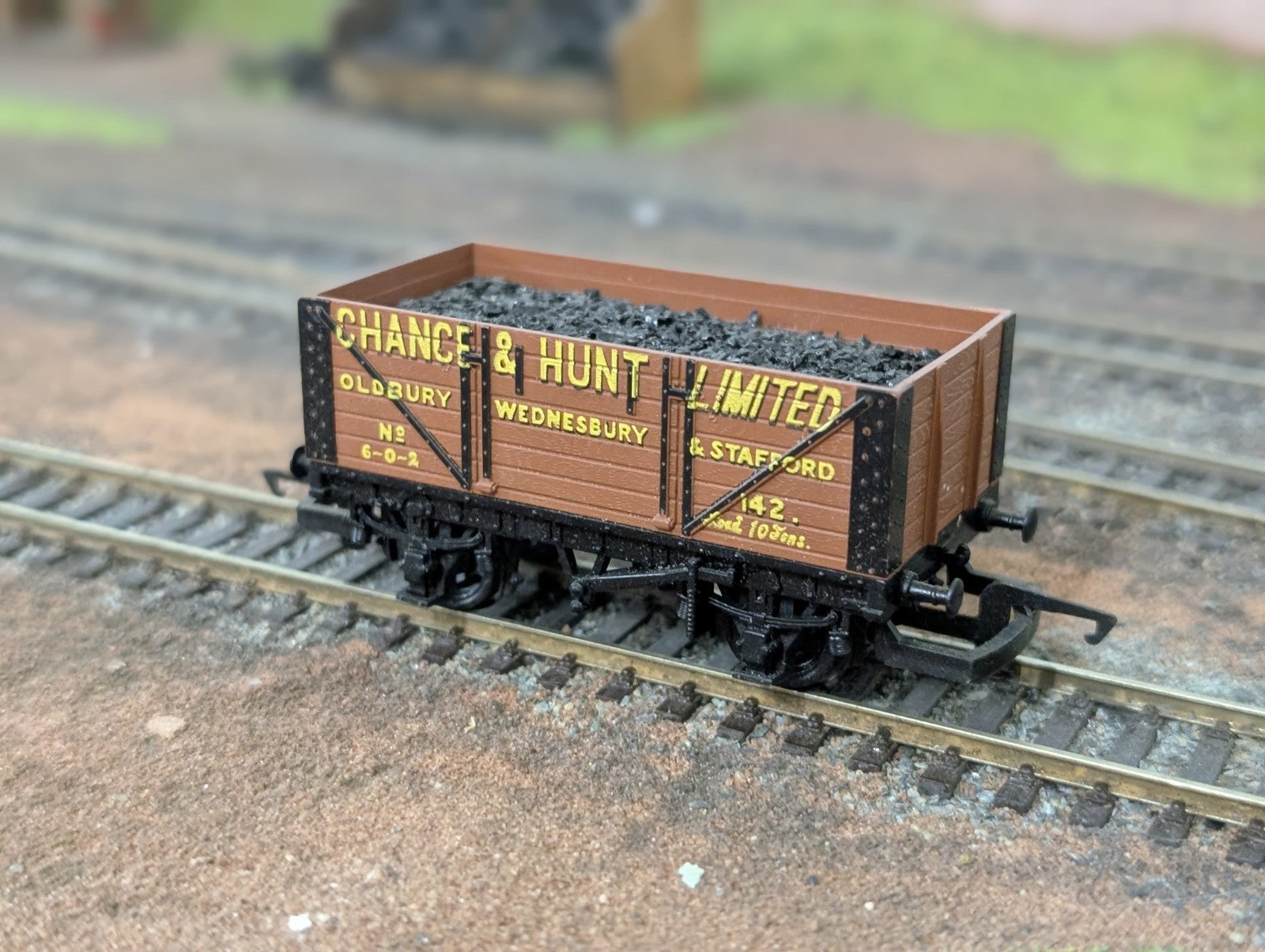 Hornby 7 plank wagon 'Chance & Hunt OO gauge