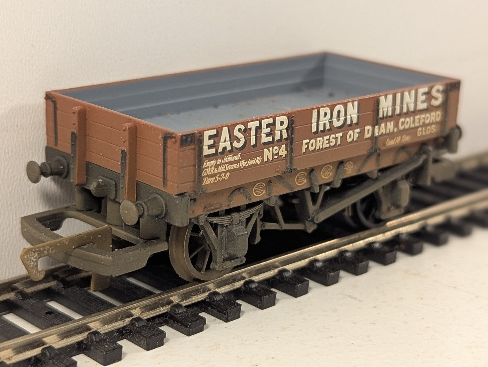 Bachmann OO Gauge 5 Plank Wagon Easter Iron Mines Open Wagon 4