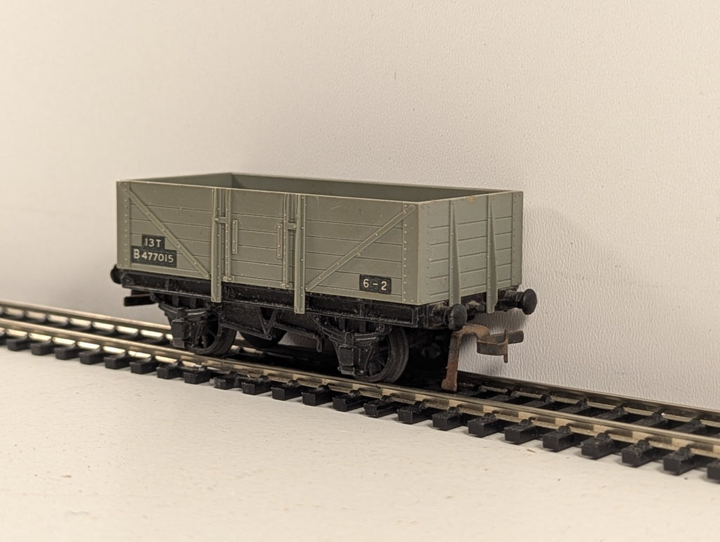 Hornby Dublo 32074 OO Gauge 13-Ton Standard Wagon - Boxed