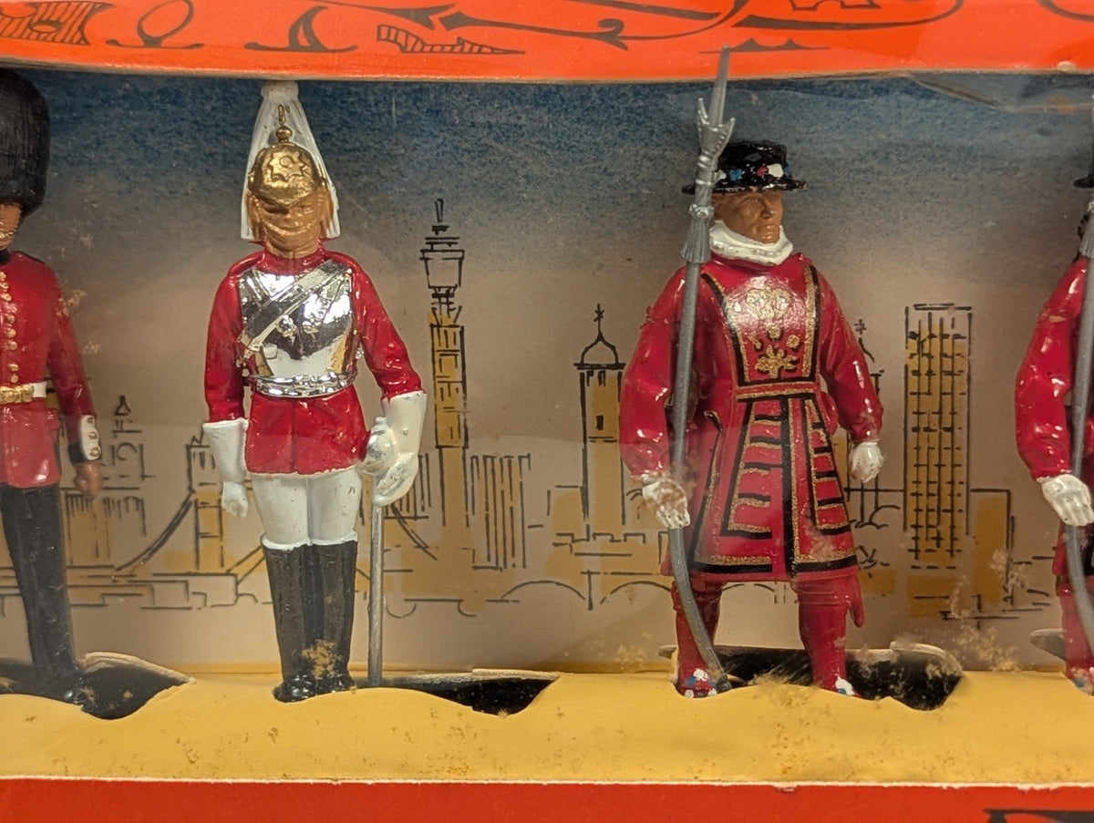 Britains 7225 Beefeater Guards 6 Piece Metal Model Set 1970s