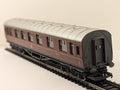 Hornby R474 OO Gauge LMS Composite Coach 4120