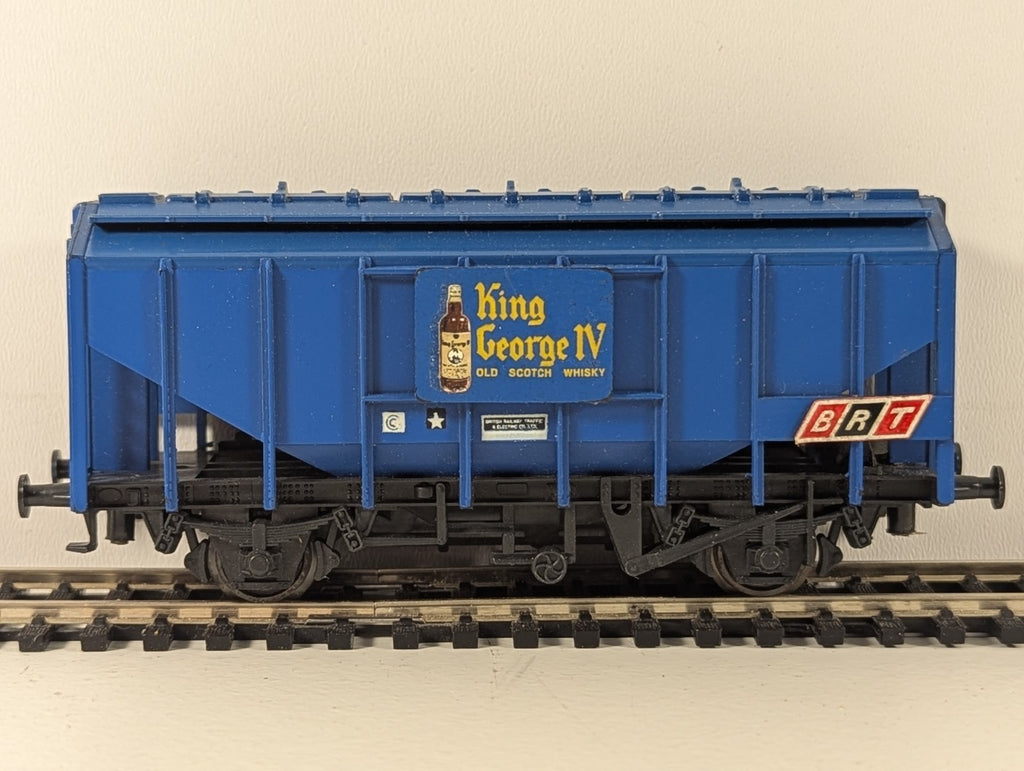 Trix 1684 OO Gauge 37T Bulk Grain Hopper “King George IV”