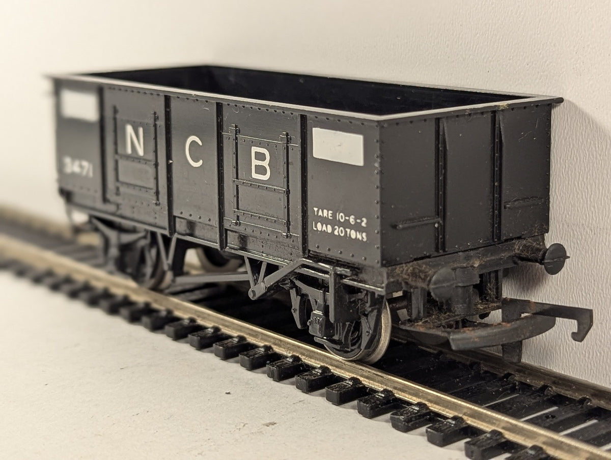 Tri-ang OO Gauge NCB 20 Ton Mineral Wagon Goods Wagon 3471 NCB Black R112