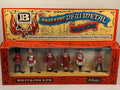 Britains 7225 Beefeater Guards 6 Piece Metal Model Set 1970s