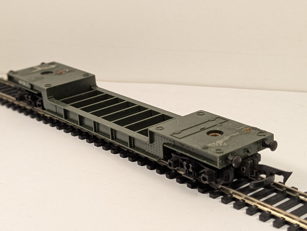 Tri-ang OO Gauge Bogie Well Wagon 41917