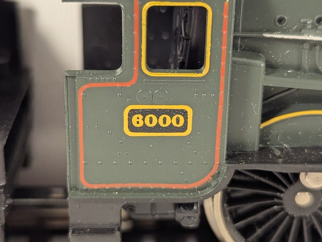 Lima OO Gauge King Class 'King George V' Steam Locomotive 6000 GWR Green