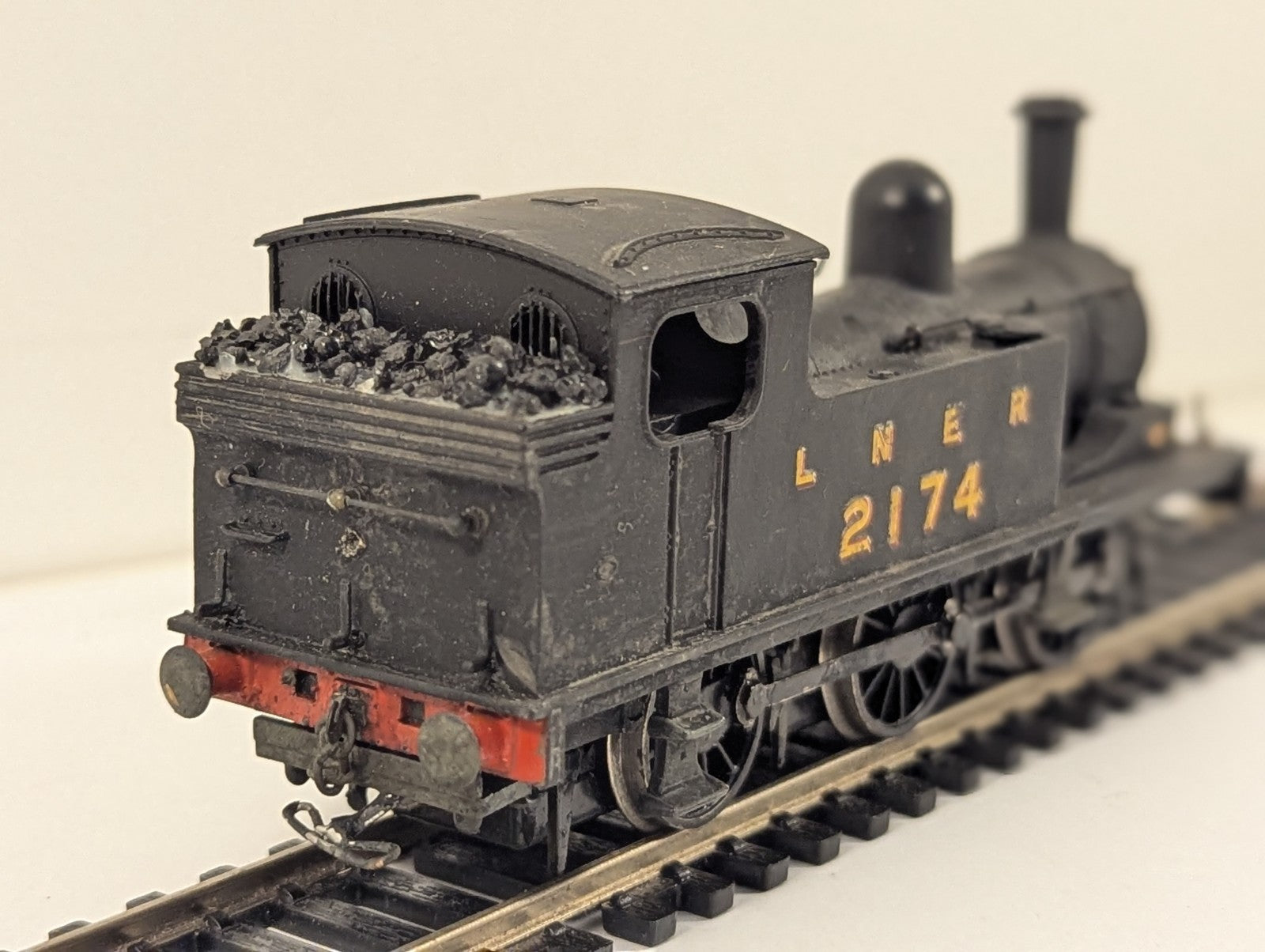 Bachmann Branchline LNER Class J72 0-6-0T Steam Locomotive OO Gauge - Renumbered