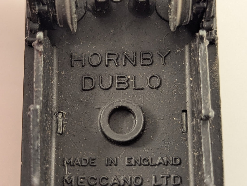Hornby Dublo OO Gauge Power Petrol Tank Wagon Goods Wagon Power Petrol Green D1