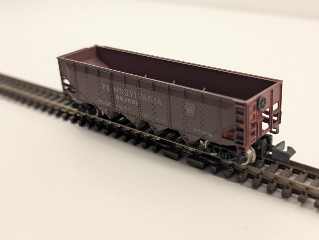 Bachmann N Scale Pennsylvania 55-Ton 2-Bay Open Hopper Car