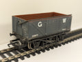 Hornby R240 OO Gauge GWR Wagon With Sheet Rail 102971