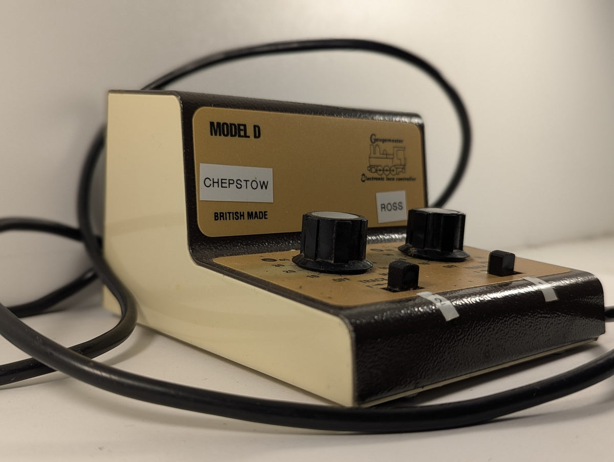 Gaugemaster Model D Electronic Loco Controller Twin Controller