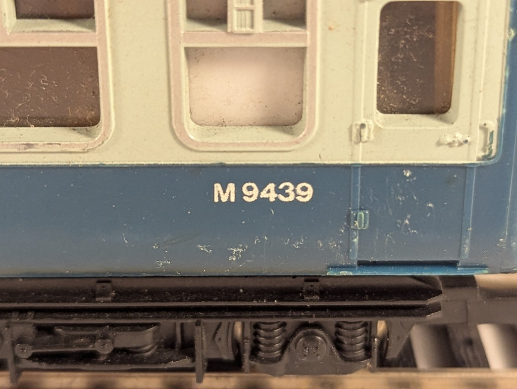 Hornby OO Gauge BR Mk1 Brake Second Coach Passenger Coach M 9439 BR Blue & Grey