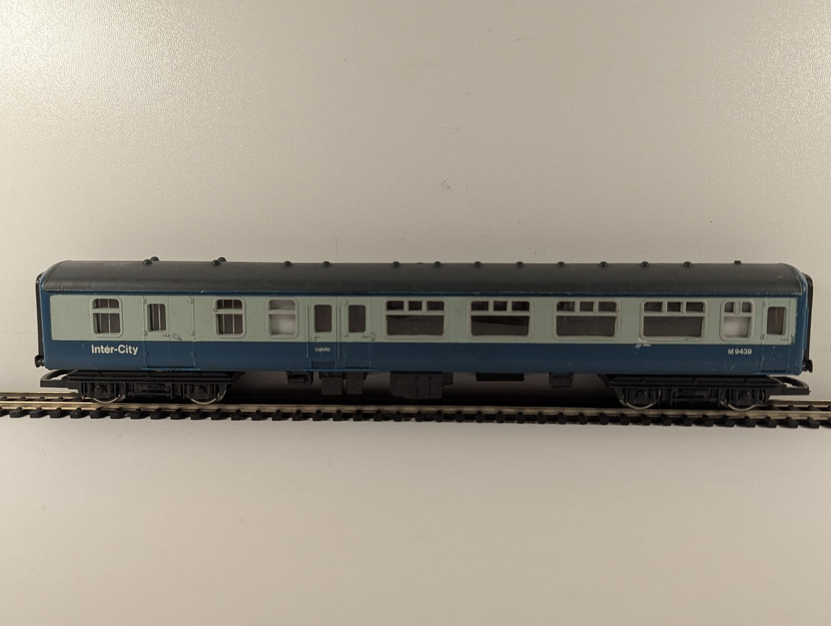 Hornby OO Gauge BR Mk1 Brake Second Coach Passenger Coach M 9439 BR Blue & Grey