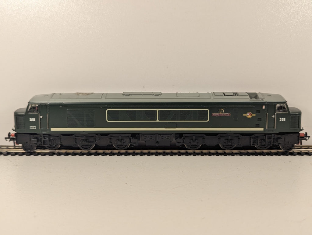 Bachmann Branchline 32-678DS Class 45 Diesel D55 'Royal Signals'  With DCC Sound