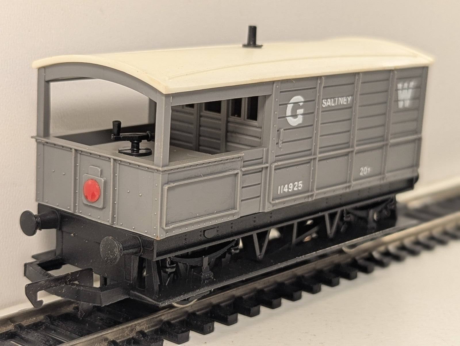 Hornby Railways R.018 G.W.R. Brake Van