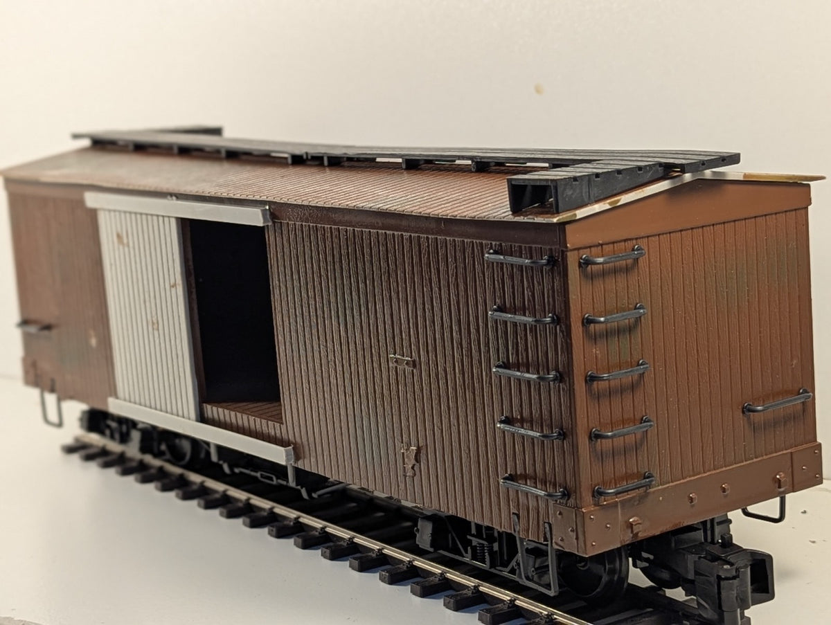 Bachmann Big Haulers 98903 G Gauge Wooden Boxcar Kit - built