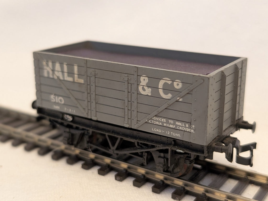British Trix OO Gauge Private Owner 7-Plank Open Wagon 510 Hall & Co