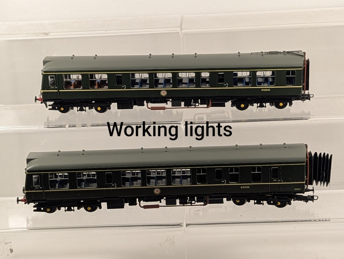 Bachmann OO 32-900A 108 2-Car DMU Diesel Multiple Unit M51928 & M52043