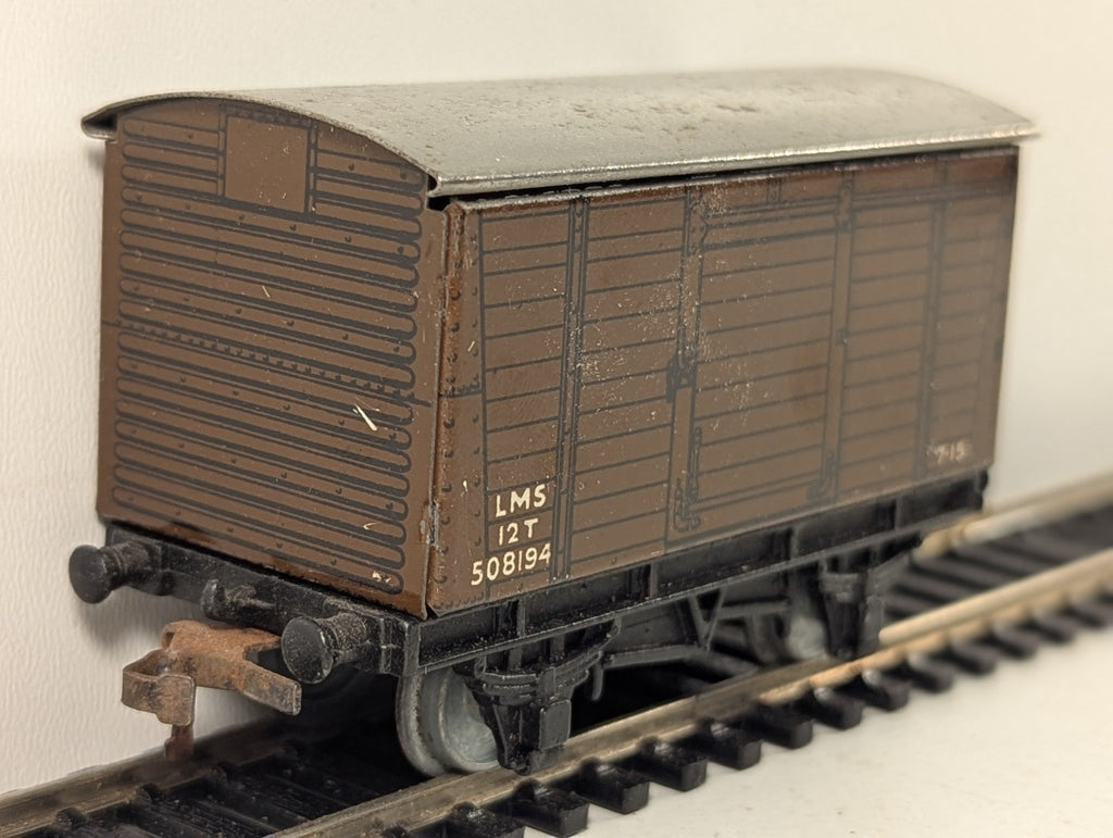 Hornby Dublo 32040 12 Ton Covered Goods Van B755414 OO Gauge
