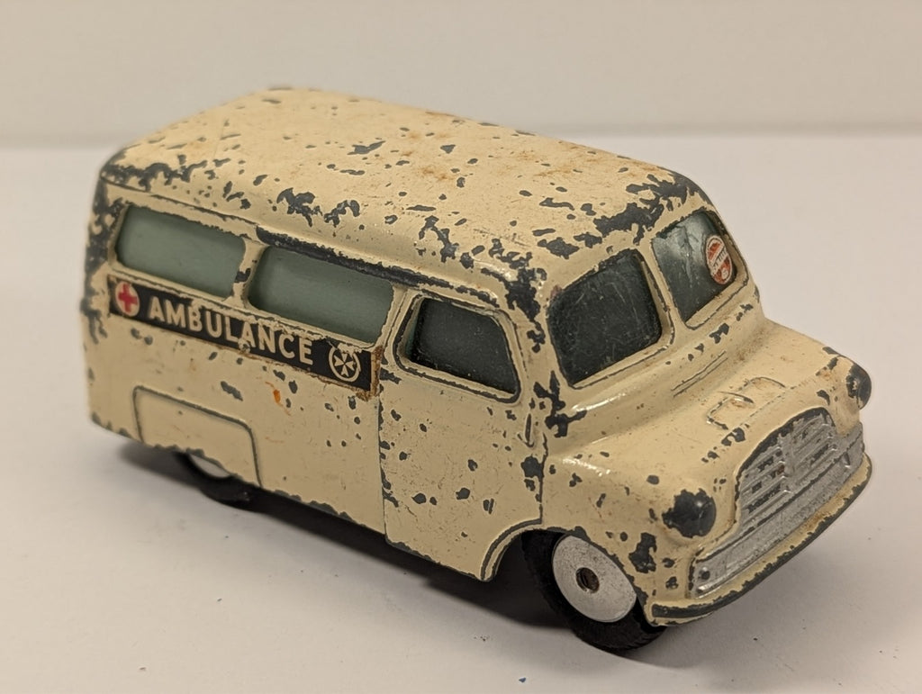 Corgi Toys 412 Bedford Utilecon Ambulance 1:43 Scale - Chipped Paint