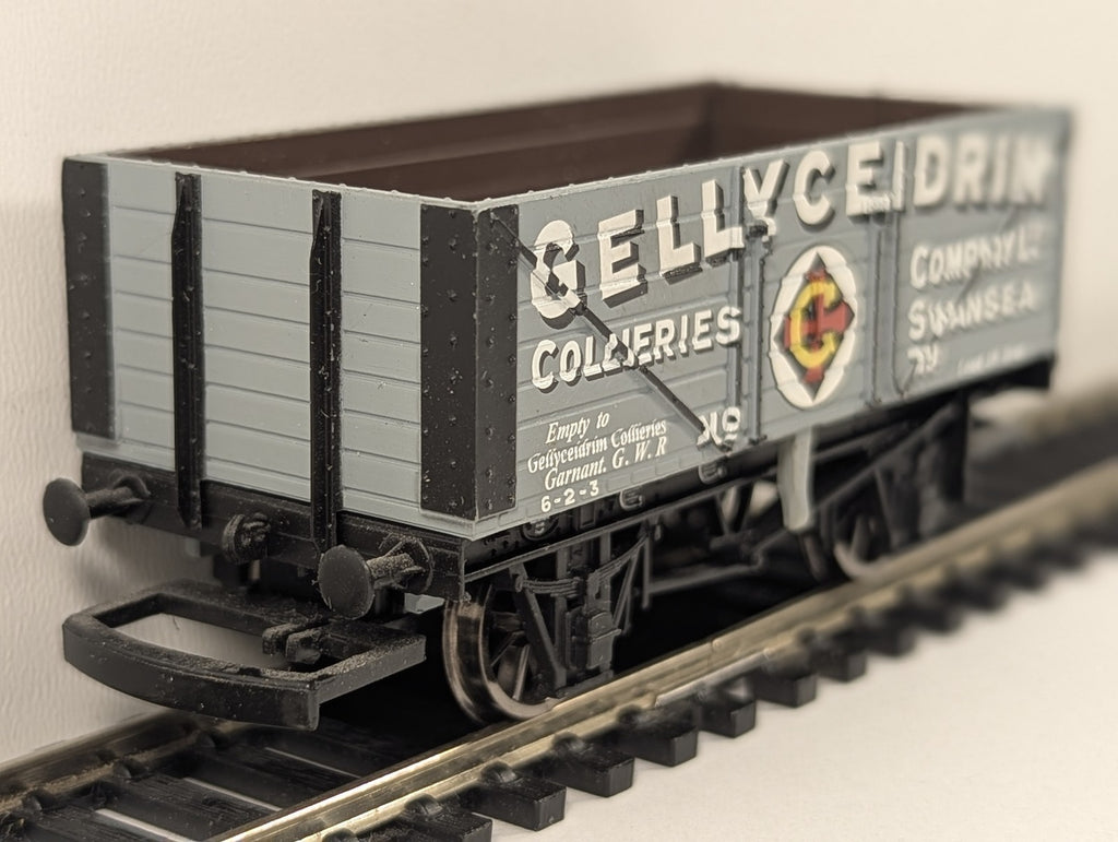 Hornby OO Gauge Gellyceidrim Collieries 7 Plank Wagon Goods Wagon 719