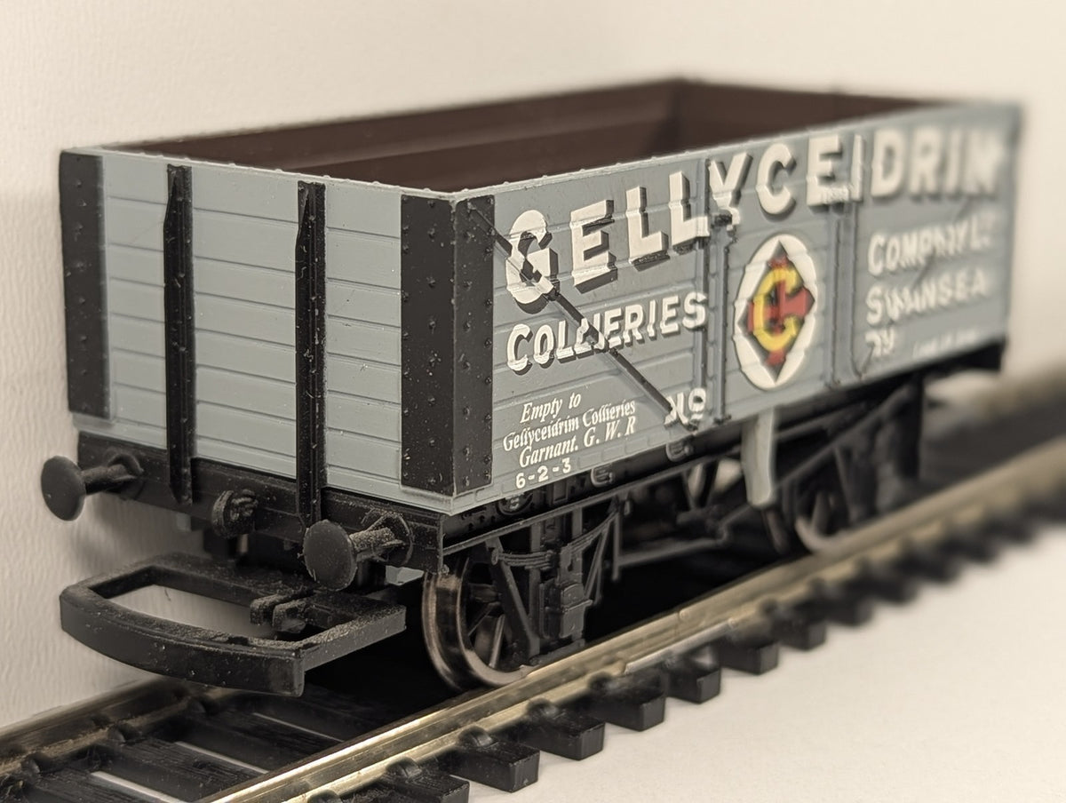 Hornby OO Gauge Gellyceidrim Collieries 7 Plank Wagon Goods Wagon 719