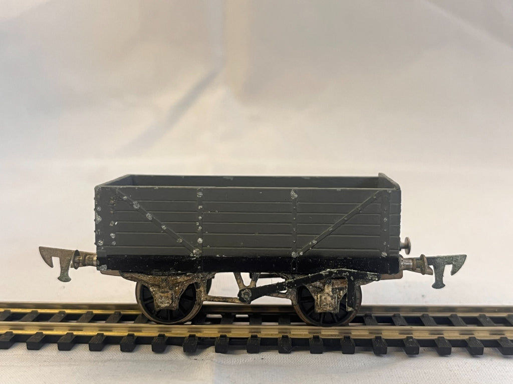 Graham Farish OO Gauge 5 Wagon Grey Livery