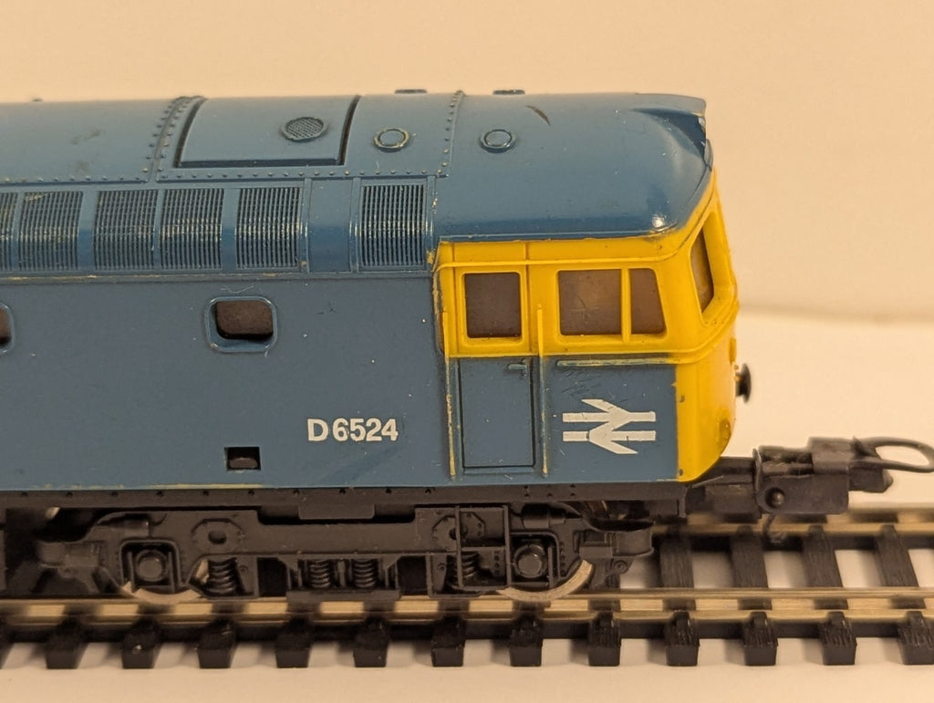 Lima HO Gauge BR Blue Class 33 Diesel – Missing Buffers