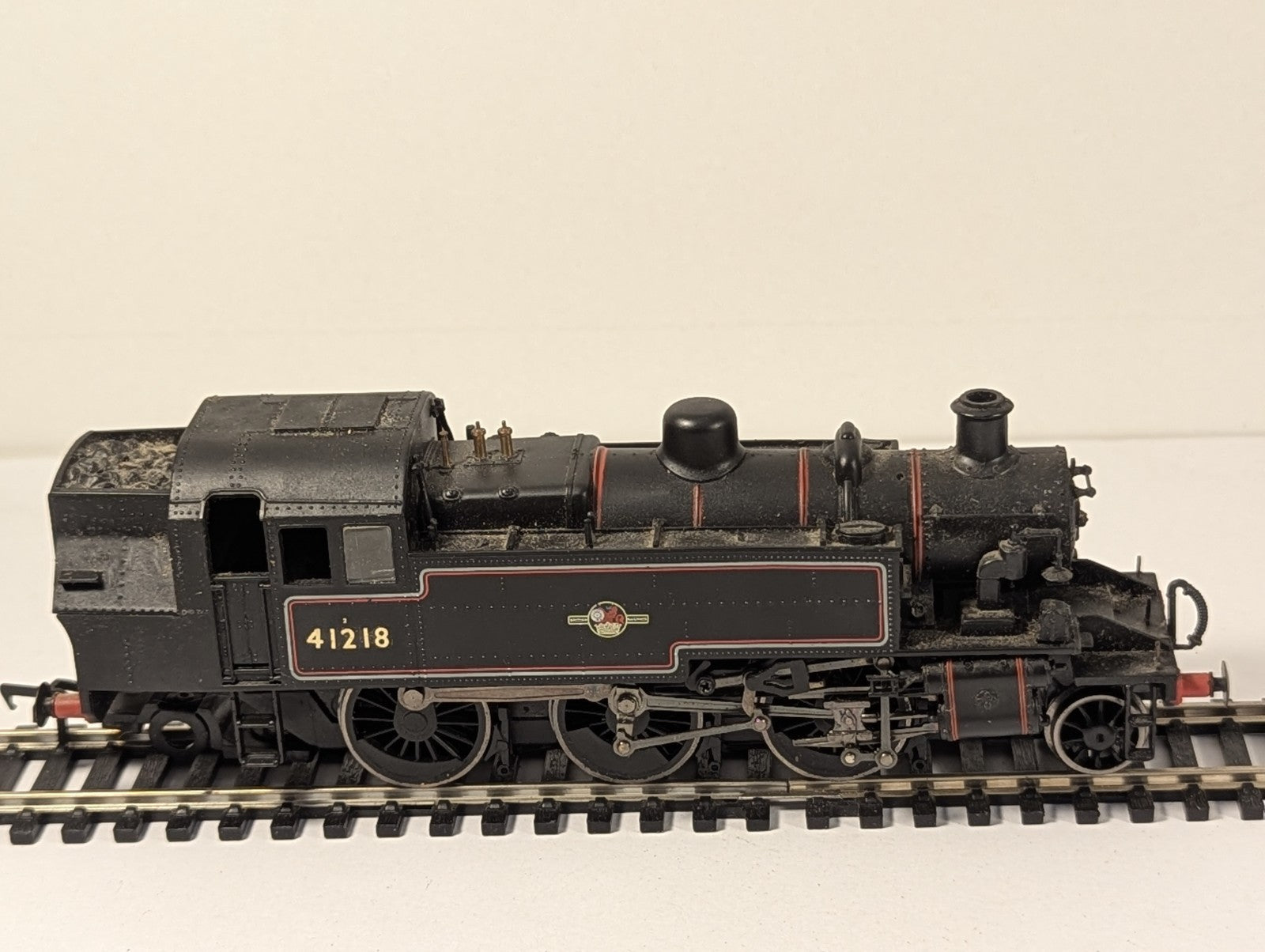 Bachmann Branchline OO Gauge LMS Ivatt 2MT 2-6-2T – Missing Wheels – Poor Runner