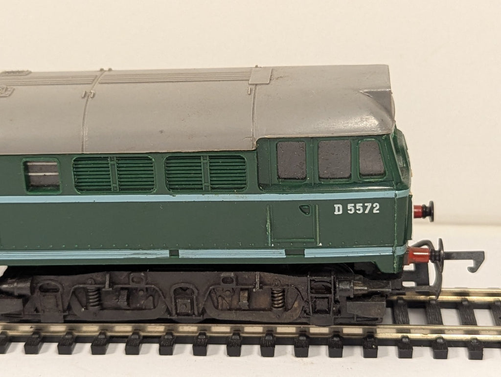 Tri-ang Hornby R357 OO Gauge Class 31 Diesel Locomotive