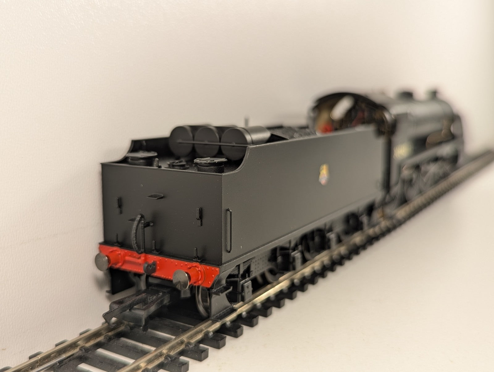 Hornby R3328 OO Gauge BR Class S15 4-6-0 No. 30843 DCC Ready - Boxed