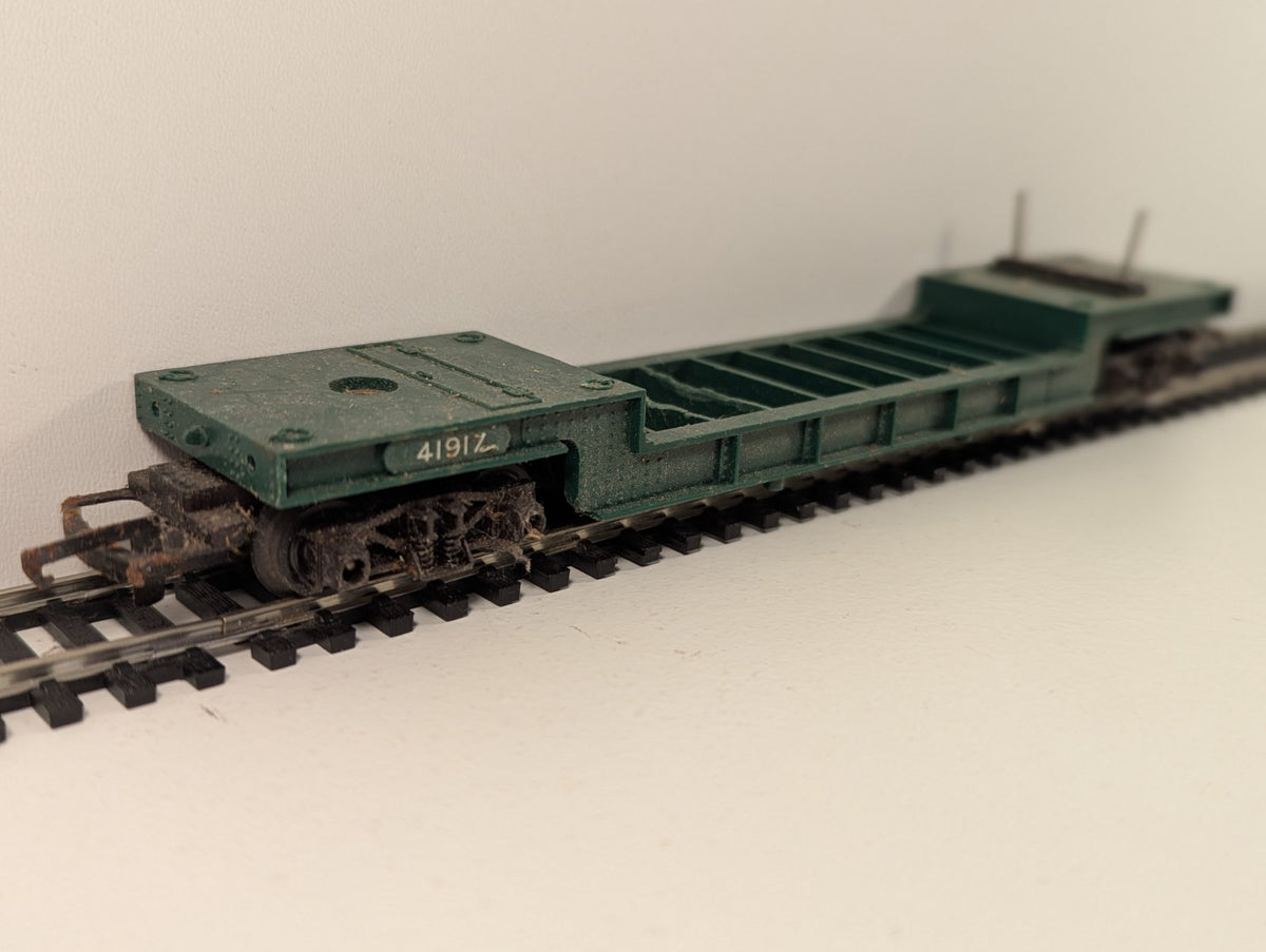 Tri-ang R118 OO Gauge Bogie Well Wagon