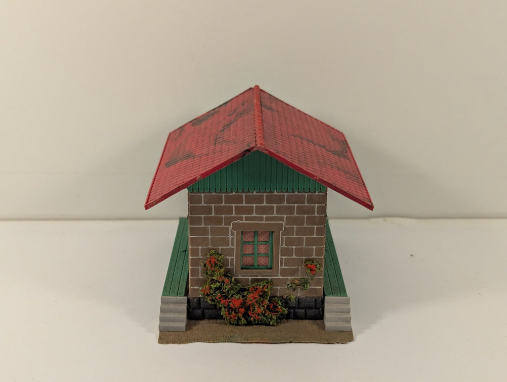 Trainstore HO Gauge Warehouse with Loading Ramps