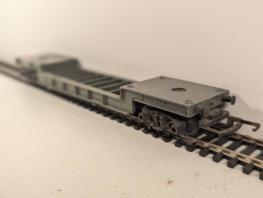 Tri-ang OO Gauge Bogie Well Wagon Goods Wagon 41917 Grey R118