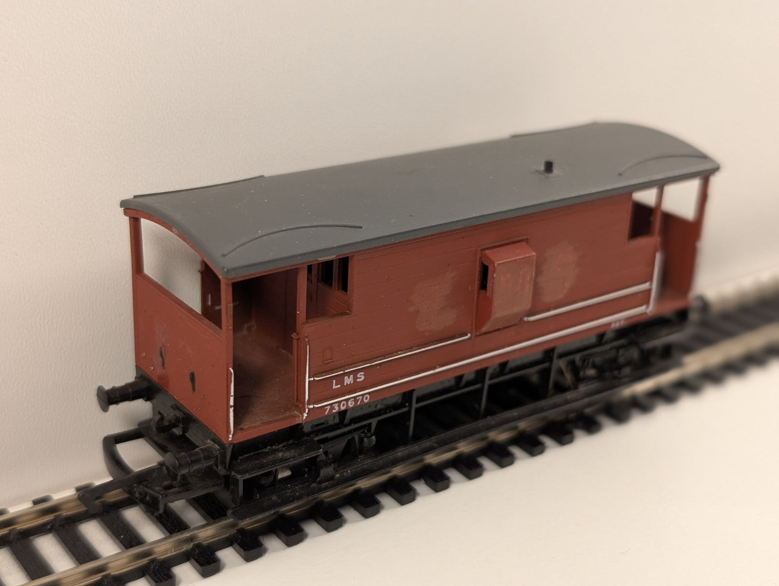 Airfix OO Gauge BR (LMS) 20T Brake Van