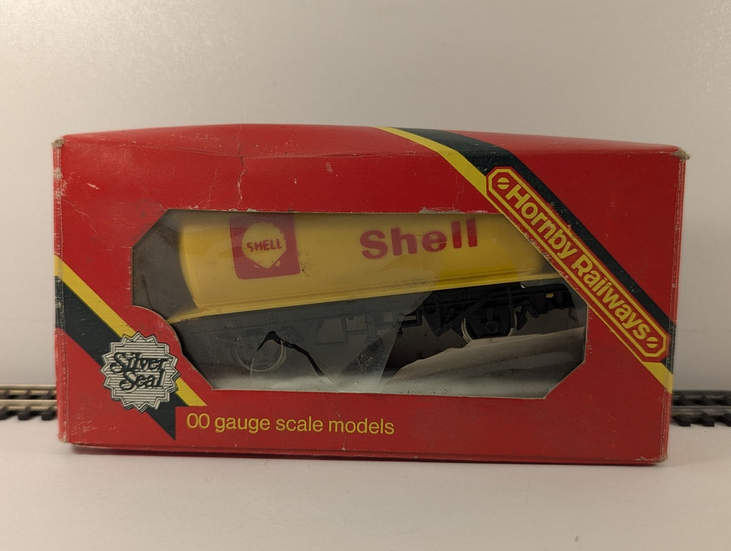 Hornby OO Gauge Shell Tank Wagon Goods Wagon Shell Yellow R.227