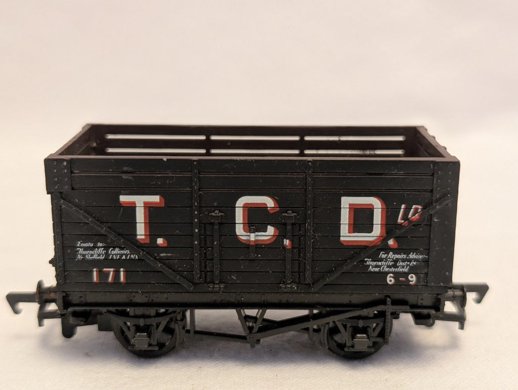 Mainline OO Gauge 7-Plank Open Wagon TCD Ltd Goods Wagon 171 T.C.D.