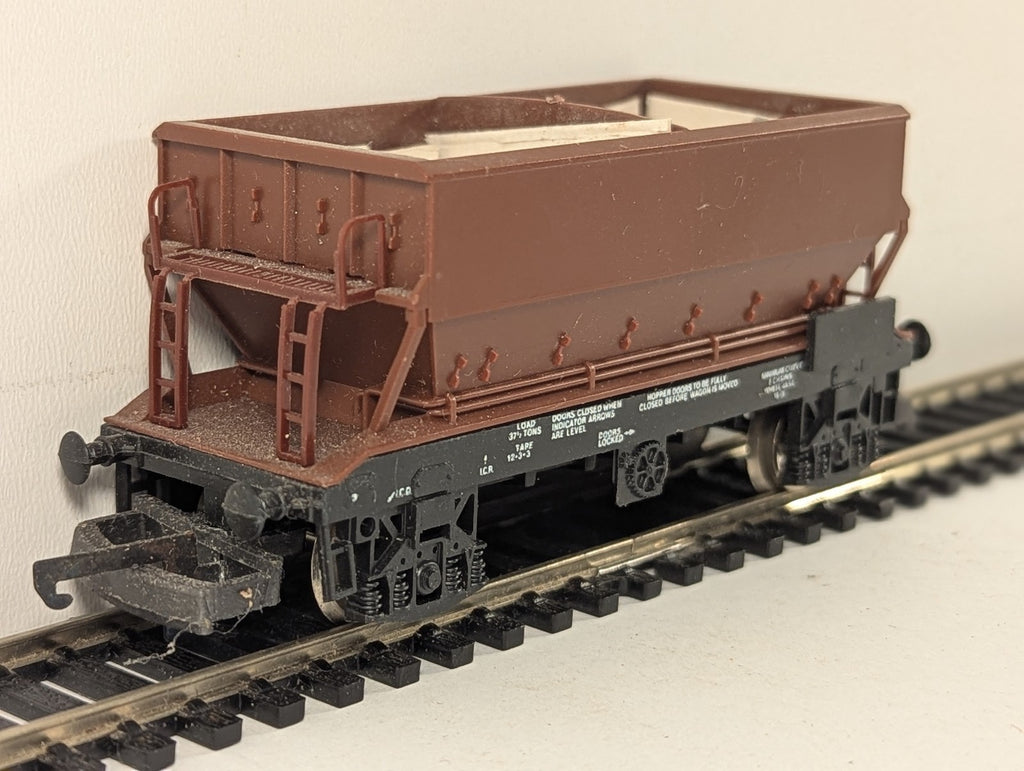 Lima OO Gauge BR 37.5 Ton Hopper Wagon Goods Wagon BR Bauxite