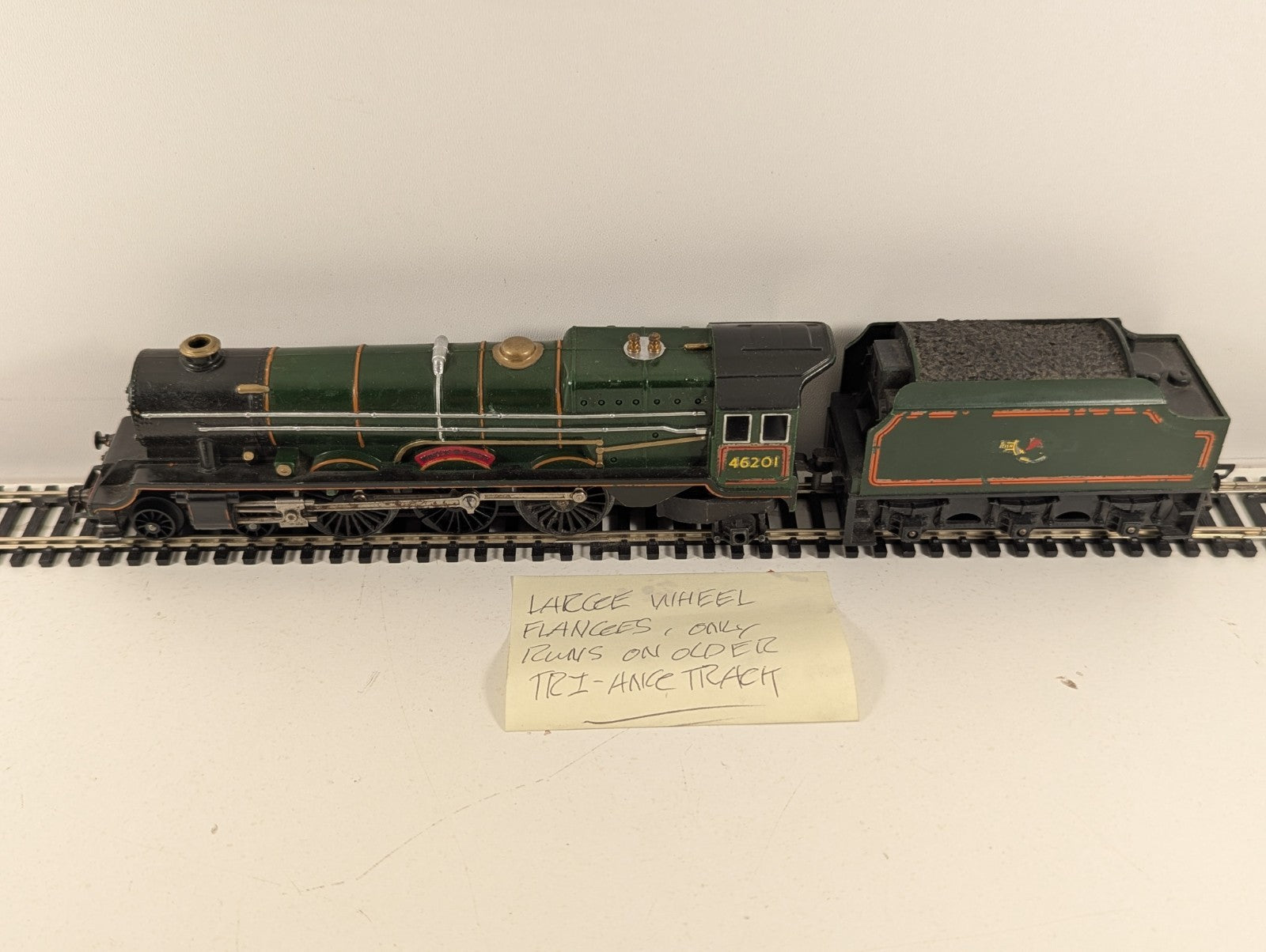 Tri-ang OO Gauge BR Class 8P 4-6-2 "Princess Elizabeth" Steam - Repainted