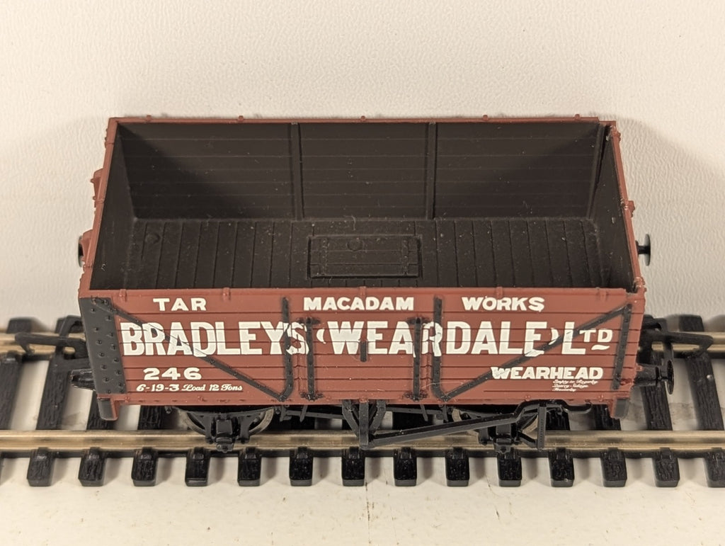 Bachmann 37-083 OO Gauge 7 Plank End Door Wagon Bradleys Weardale Ltd