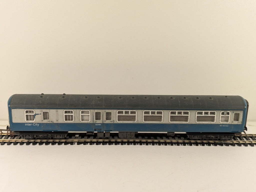 Hornby R726 OO Gauge BR Mk2 Inter-City Brake Coach