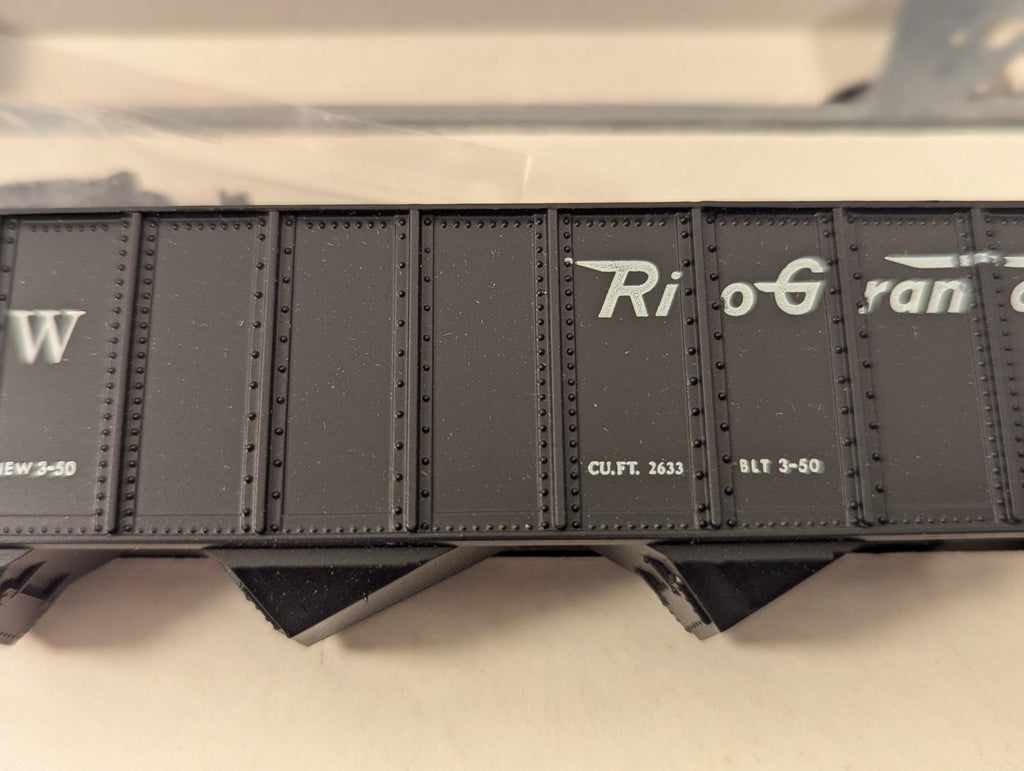 Roundhouse HO Gauge D&RGW 3 Bay Open Hopper Wagon boxed