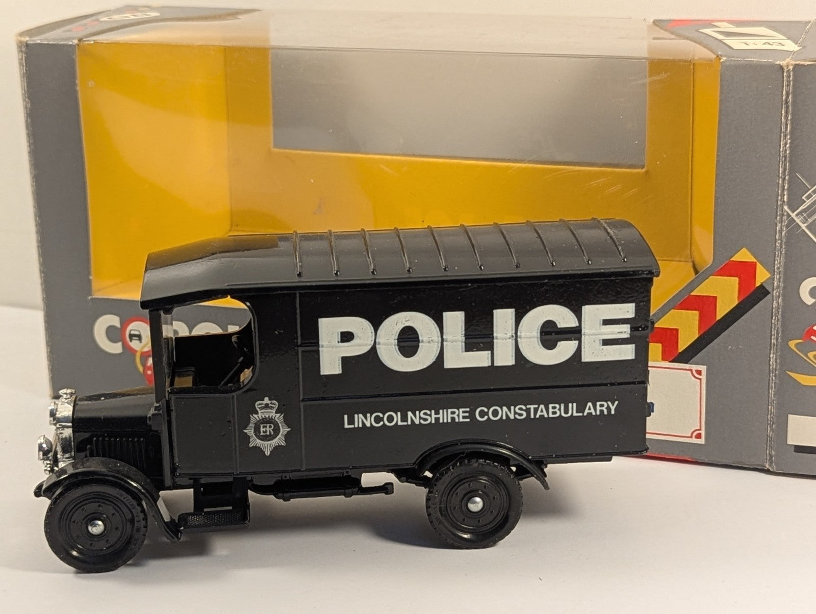Corgi Classics 833 1:43 1929 Thornycroft Van Lincolnshire Constabulary