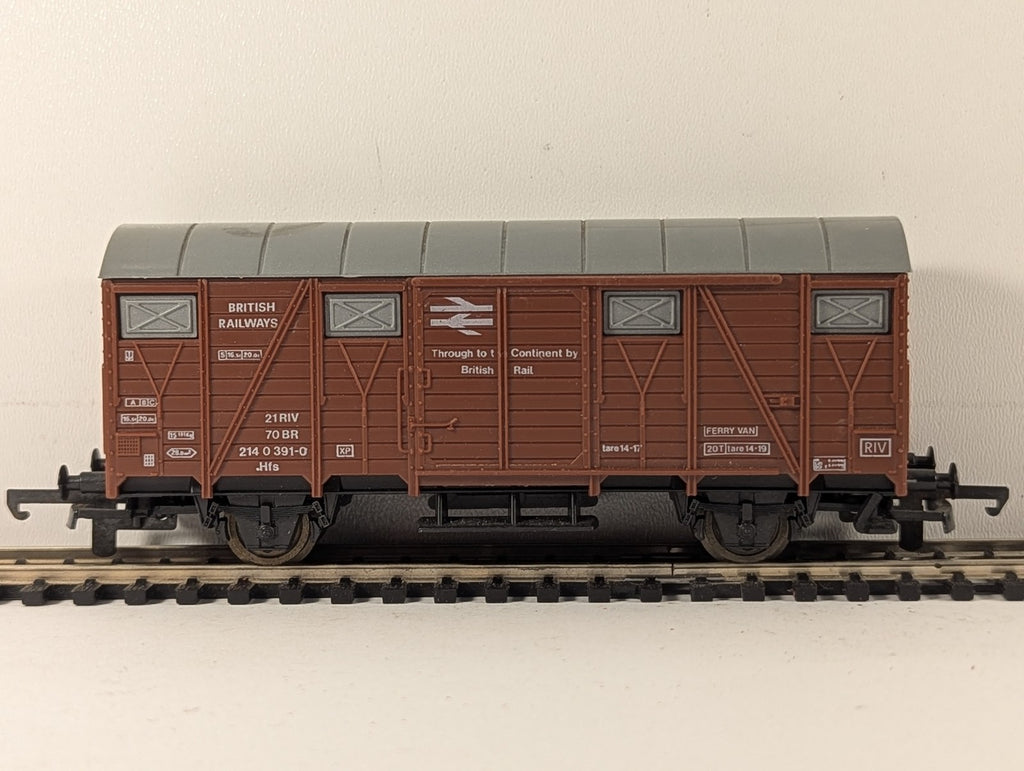 Lima OO Gauge BR Ferry Van Goods Wagon 214 0 391-0 BR Brown 305659
